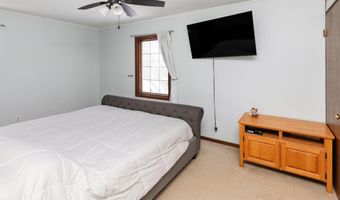 610 5th Ave, Altoona, IA 50009