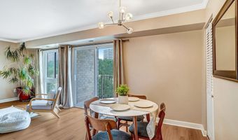 6143 EDSALL Rd J, Alexandria, VA 22304