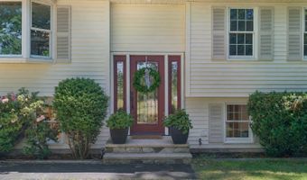 836 Old Post Rd, Arundel, ME 04046