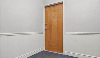 120 S 15th St 301, Airville, PA 15203