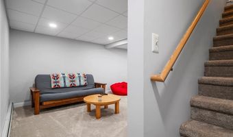 654 Steere Farm Rd, Burrillville, RI 02830