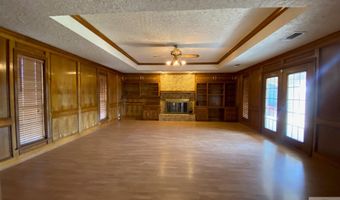507 E Fannin St, De Kalb, TX 75559