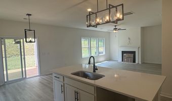 140 Hunter Ridge Dr, Boiling Springs, SC 29316