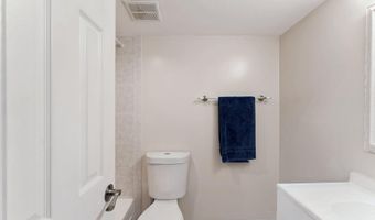 3376 WOODBURN Rd 23, Annandale, VA 22003