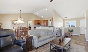 19229 Chuck Wagon Cir, Belle Fourche, SD 57717