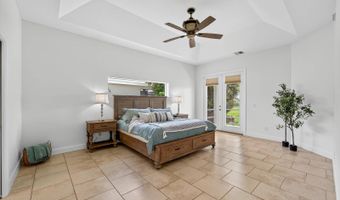 924 Bunker View Dr, Apollo Beach, FL 33572