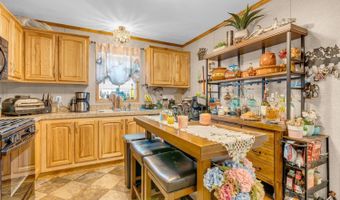 9 2nd St, Avenel, NJ 07001