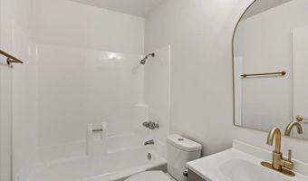 1708 Woodbridge Rd, Escondido, CA 92026