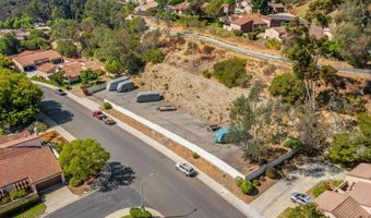 2092 Golden Circle Dr, Escondido, CA 92026