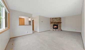 5214 148th St W, Apple Valley, MN 55124