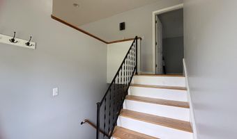 52 Forest Ave, Augusta, ME 04330