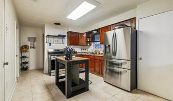 203 BROAD St, Belle Chasse, LA 70037
