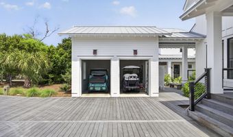 196 Portsmouth Way, Bald Head Island, NC 28461