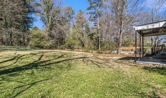 2933 CLOVERHURST Dr, East Point, GA 30344