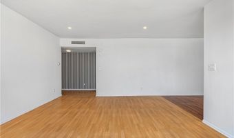 5429 Newcastle Ave 309, Encino, CA 91316
