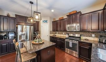 633 Wexford Ct, Acworth, GA 30102