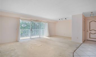 200 Hoffman Ave 402, Cranston, RI 02920