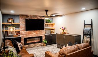 420 N Mayberry Rd, Alton, TX 78573