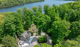 7105 SE Torch Lake Dr, Alden, MI 49612
