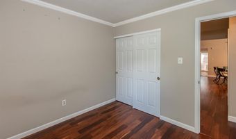 925 Westrun Dr, Ballwin, MO 63021