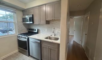 2010 4TH St S 4, Arlington, VA 22204