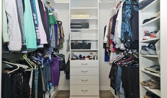 46 Rockland St, Barnegat, NJ 08005