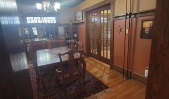 817 N Main St, Aberdeen, SD 57401