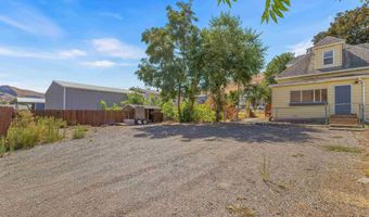 815 2nd St, Asotin, WA 99402