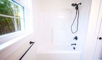 135 Concord St, Antrim, NH 03440