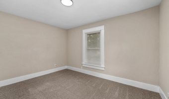 1028 Dearborn St, Augusta, KS 67010