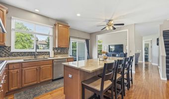 531 Brookside Ave, Algonquin, IL 60102