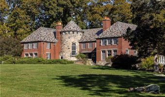 2180 Tower Hill Rd, North Kingstown, RI 02874