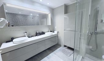 10275 Collins Ave 1522, Bal Harbour, FL 33154