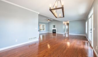 1 Pinewood Way, Athens, OH 45701