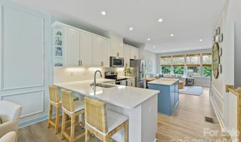 739 Anderson St, Charlotte, NC 28205