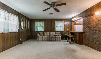 2120 N Divis Ave, Bethany, OK 73008