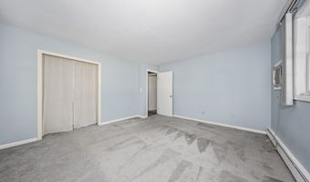 1109 Waterbury Rd APT 1A, Cheshire, CT 06410