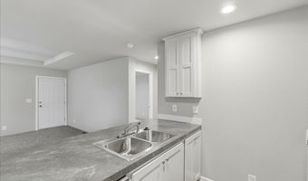 20815 WALNUT St, Aurora, OR 97002