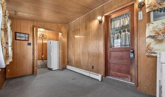 8275 MERTZTOWN Rd, Alburtis, PA 18011