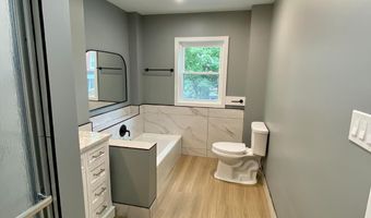 3701 9TH St NW 4, Washington, DC 20010