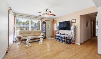 329 E Myrick Ave, Addison, IL 60101