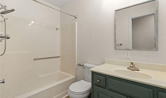 9 Oriole Dr, Agency, MO 64401