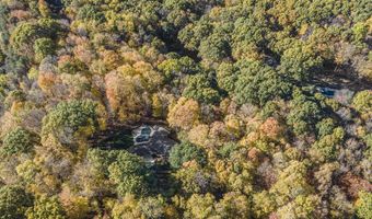 7160 River Valley Dr SE, Alto, MI 49302