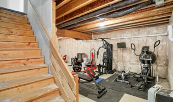 108 Sunburst Cir, Alexandria, IN 46001