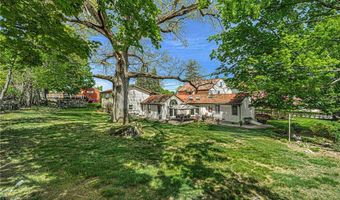 90 Putnam Pike, Johnston, RI 02919