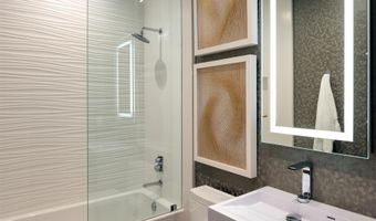 700 Front St 2502, San Diego, CA 92101