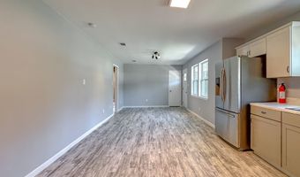 913 Virginia Pl, Bainbridge, GA 39819