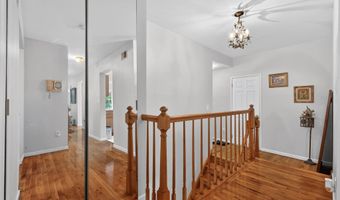 126 W 33RD St, Bayonne, NJ 07002