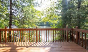 6 Pine Ln, Johnston, RI 02919