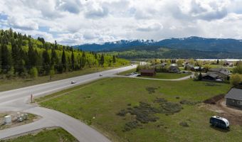 362 DEER Ln, Alpine, WY 83128